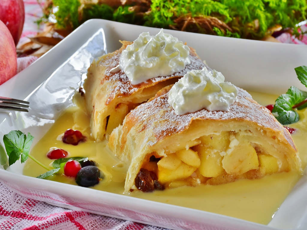 Apple Dump Cake